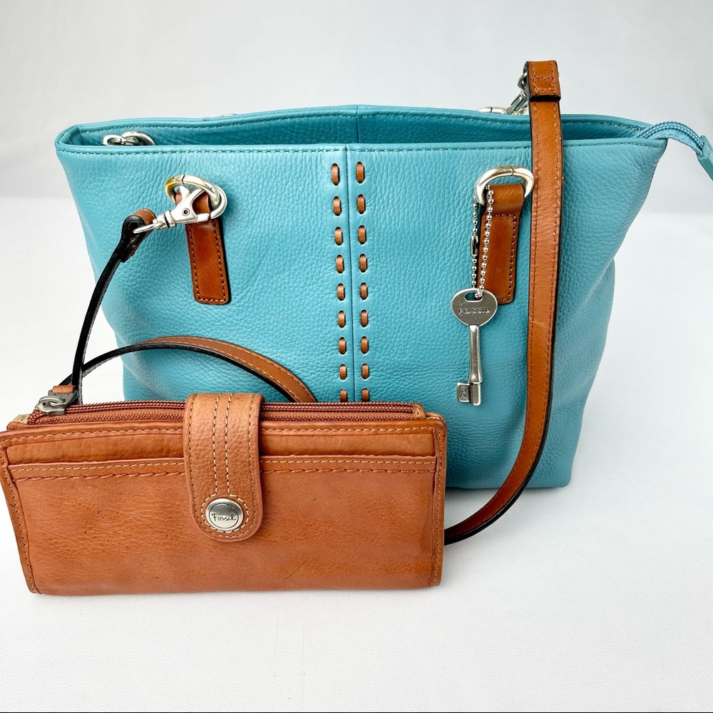 Fossil Blue/Tan Pebbled Leather Crossbody #ZB7013